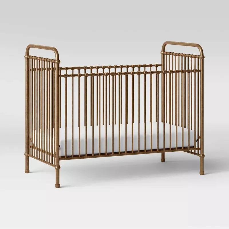 Abigail 3-in-1 Convertible Crib – Vintage Gold