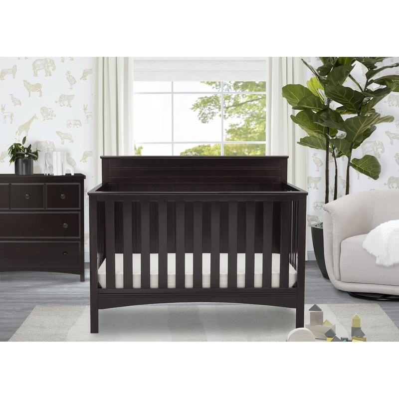 Fancy 4-in-1 Convertible Crib