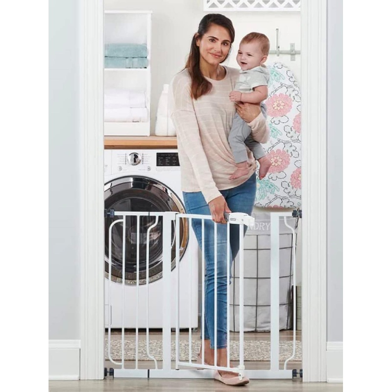 Regalo Easy Step Gate, White
