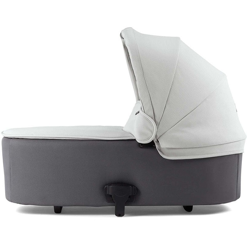 Mamas & Papas Armadillo Flip XT2 Carrycot – Cloud Grey