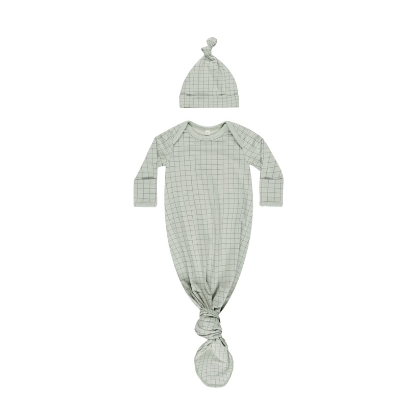 Quincy Mae Knotted Baby Gown + Hat Set – Sage Grid