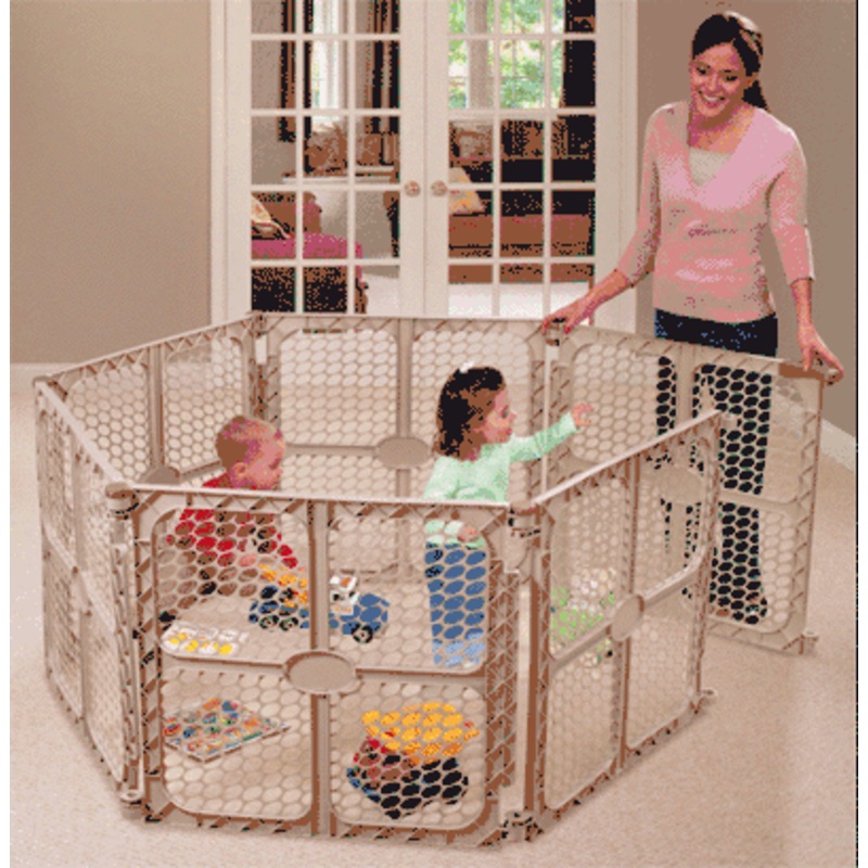Summer Infant Secure Surround Gate