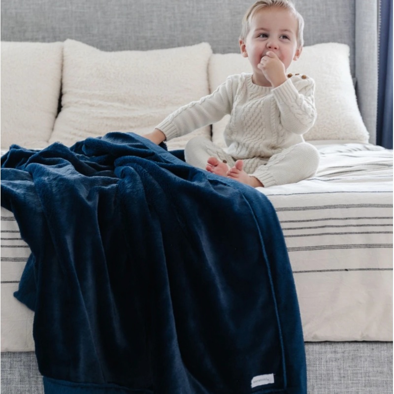 Navy Lush Blanket – Toddler