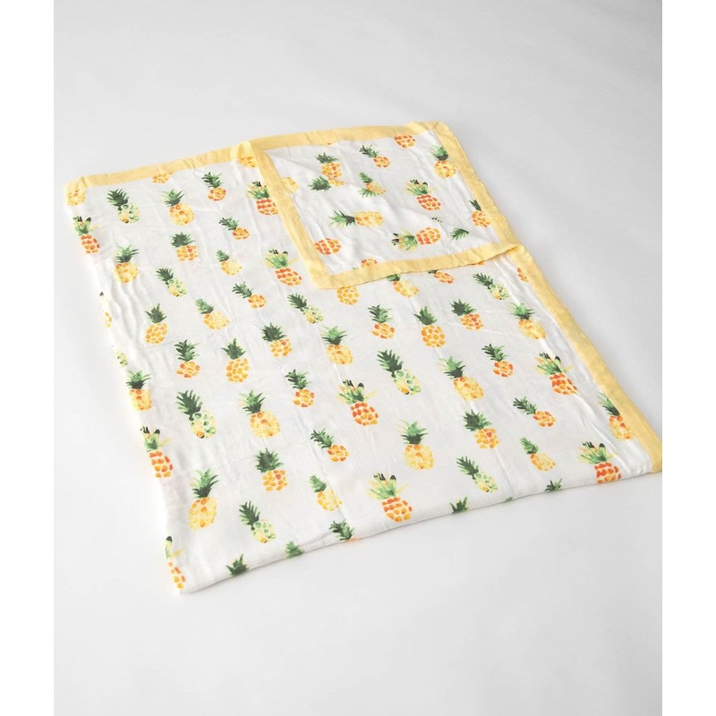 Little Unicorn Deluxe Muslin Big Kid Quilt – Pineapple