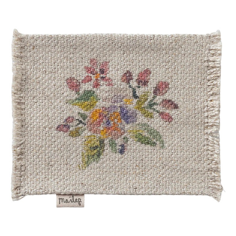 Flowers Rug – Small