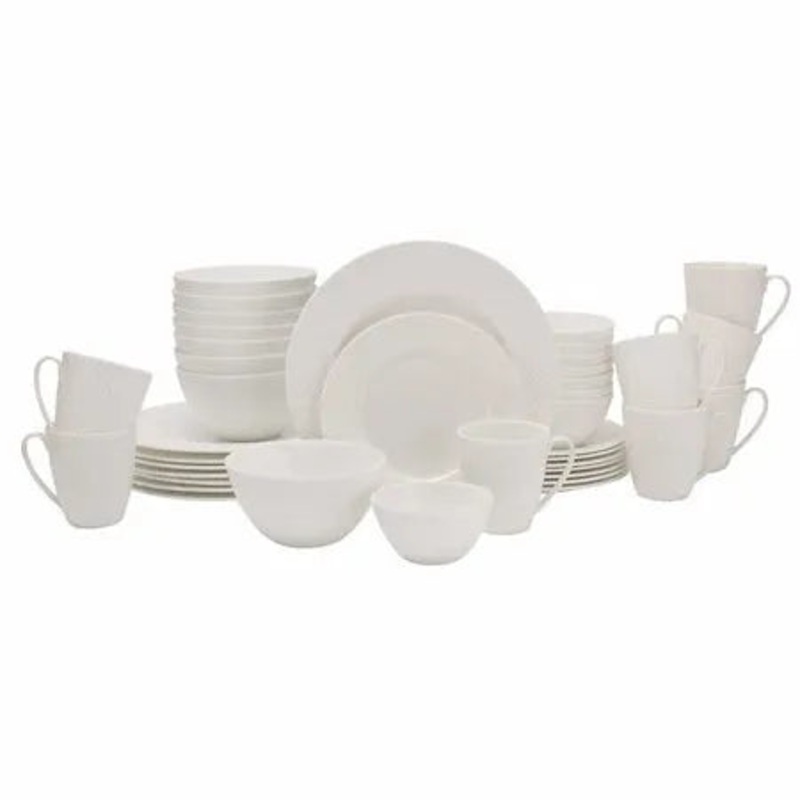 Huntington 40-piece Bone China Dinnerware Set