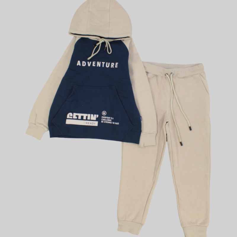 “Adventure” Long-Sleeved Fleeced Hooded Pajama