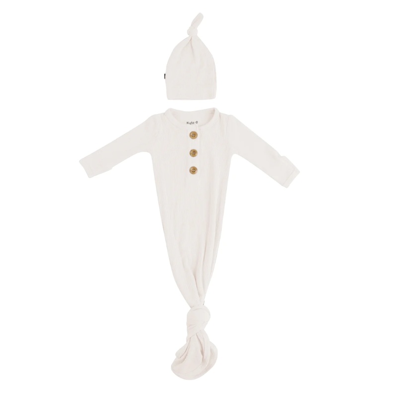 Ribbed Knotted Gown & Hat