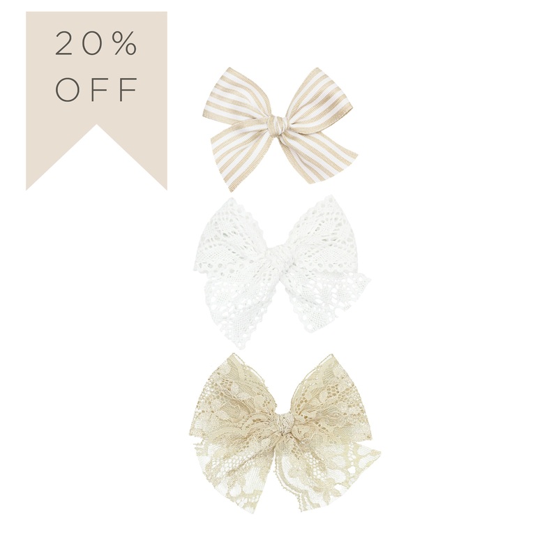 Lace Bow 3 Pack – White Crochet Clips