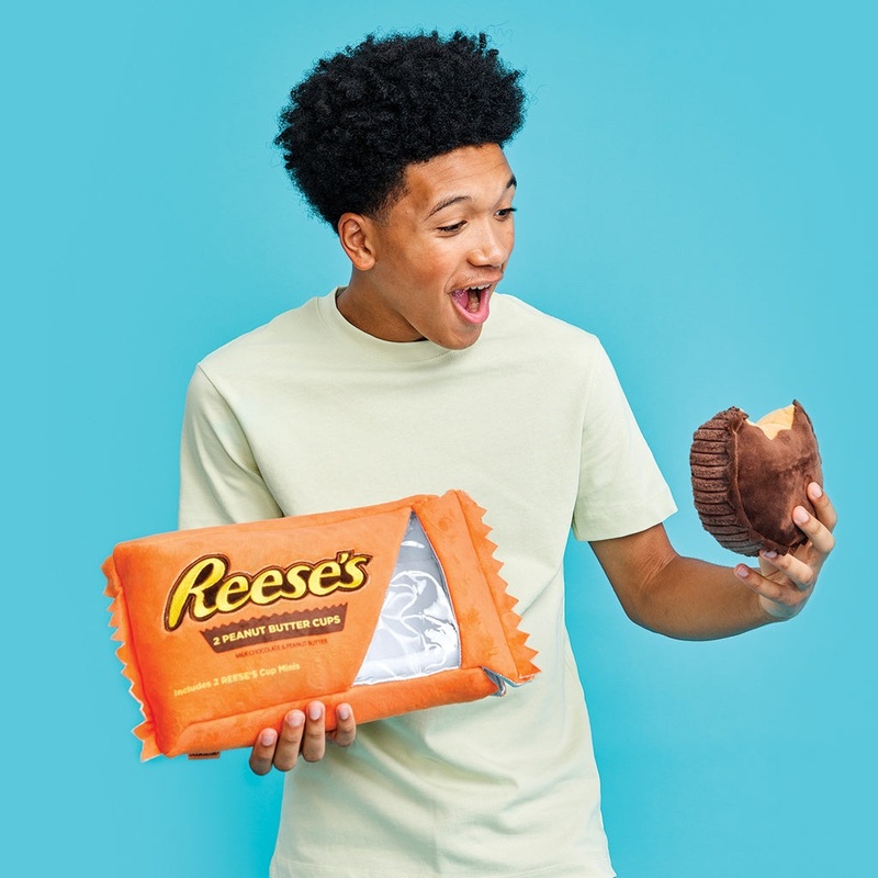 Iscream Reese’s Peanut Butter Cups Packaging Plush