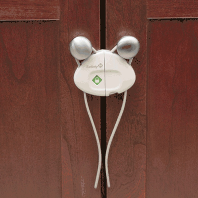 Safety 1st Side by Side Cabinet Locks – 2-Pack – HS158