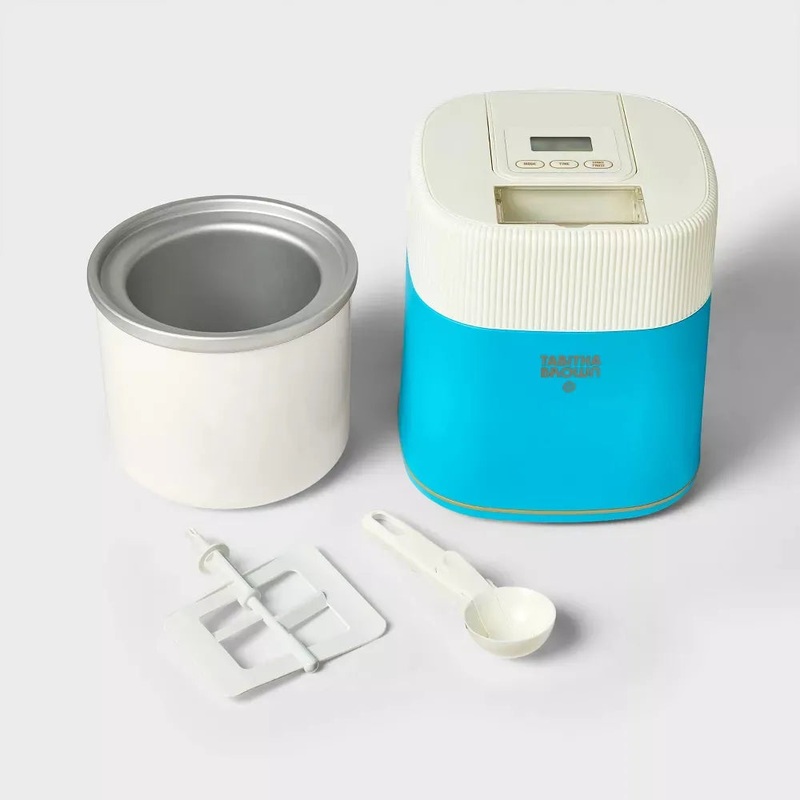 1.5qt Electric Ice Cream Maker- Light Blue