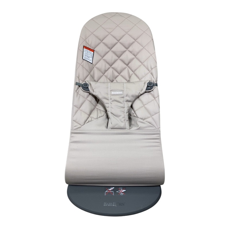BabyBjorn Bouncer Bliss, Dark Gray Frame, Sand Gray Cotton Classic Quilt