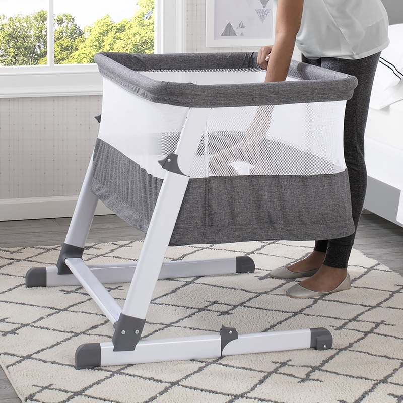 Simmons Kids Room2Grow Convertible Bassinet