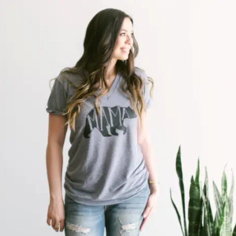 Mama Bear V-Neck Tee XXS Grey