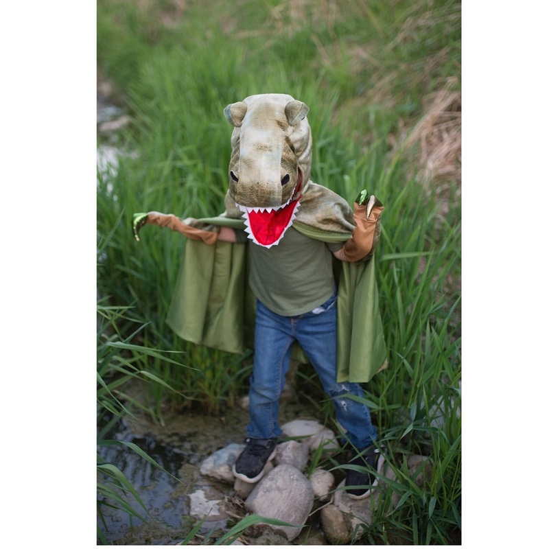 Grandasaurus T Rex Cape with Claws 5 T/6 T
