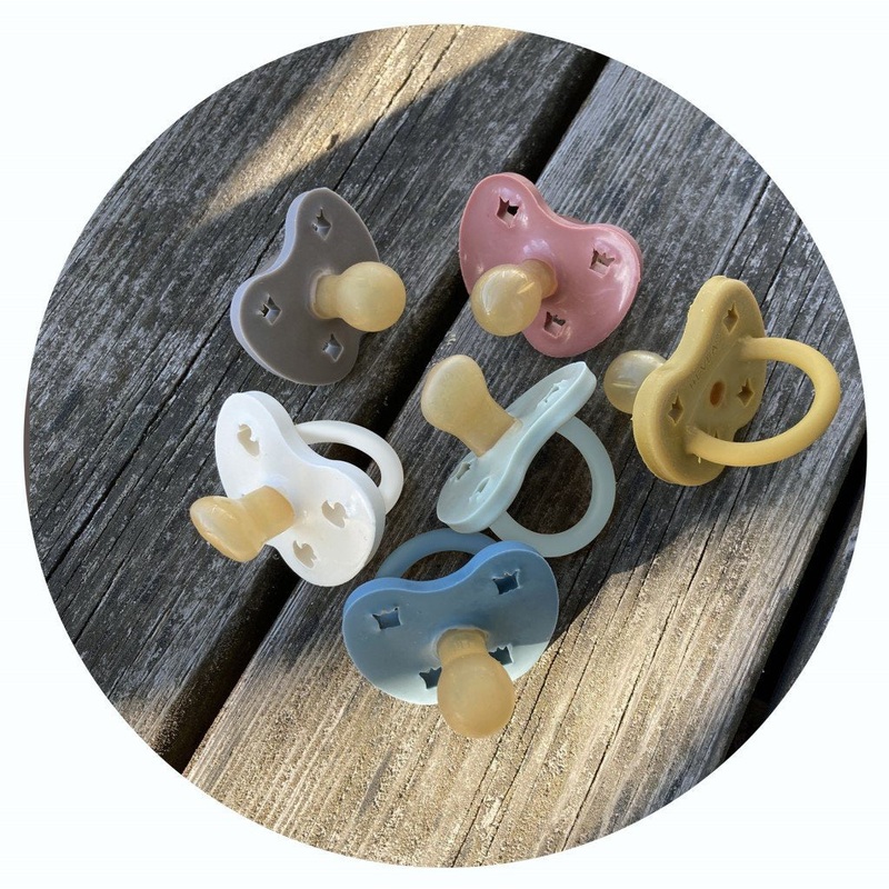 Colorful Natural Rubber Pacifier 3-36 months Dusty Violet 3-36 m Orthodontic